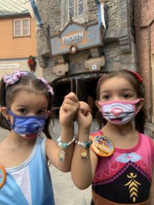 Disney Epcot Frozen Ever After, Twin Girls, Ana and Elsa